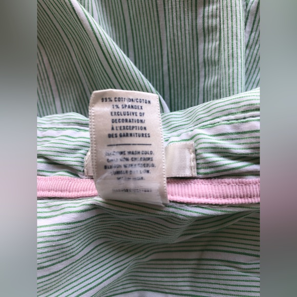 Old Navy Women’s Perfect Fit Button Down Blouse - Picture 4 of 5